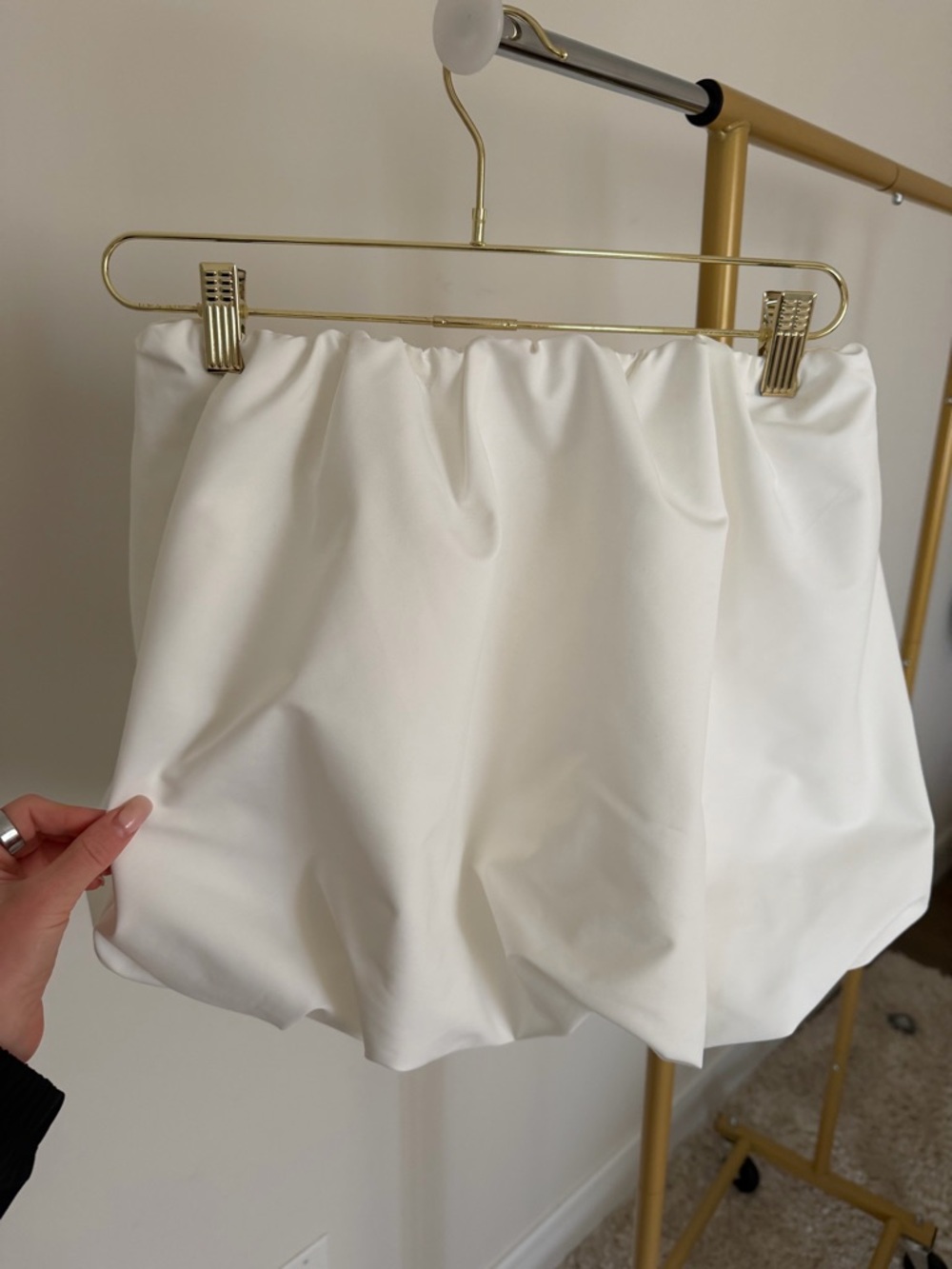 Zara White balloon skirt